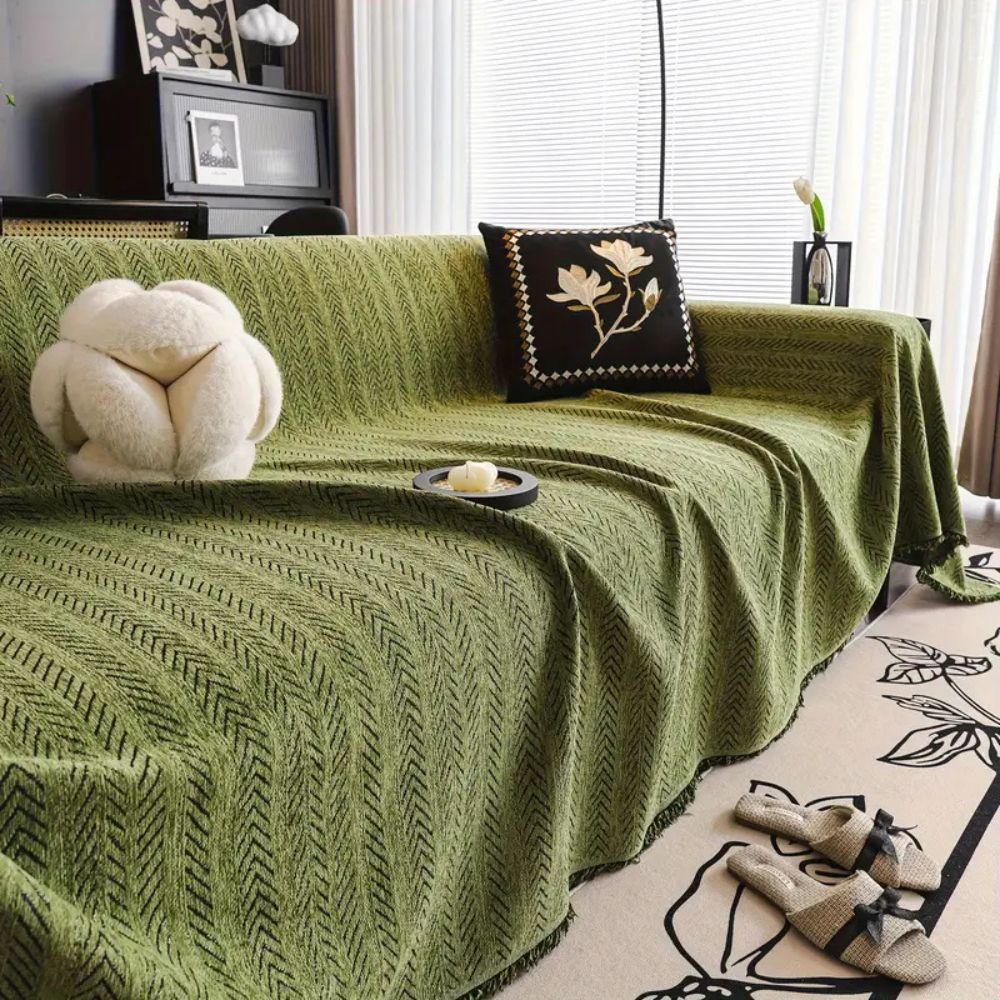 Sofa cover – Herringbone chenille – Pet-friendly design – Machine washable slipcover