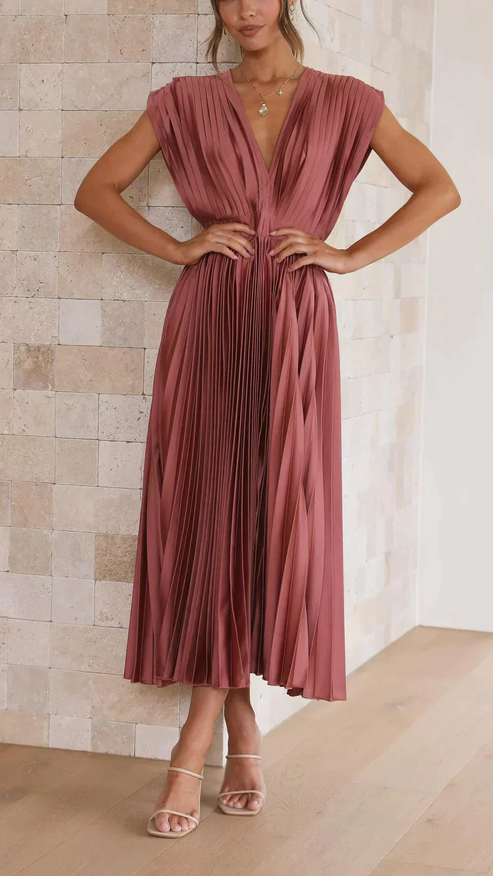 Alexandra | Elegant sexy pleated dress