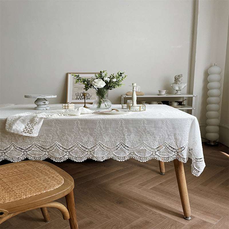 Tablecloth – Cotton lace – French white design – Elegant dining accessory – Machine washable