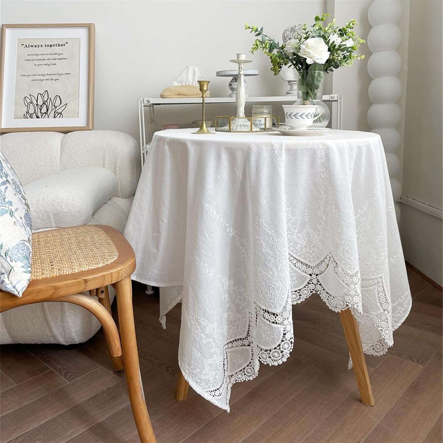Tablecloth – Cotton lace – French white design – Elegant dining accessory – Machine washable