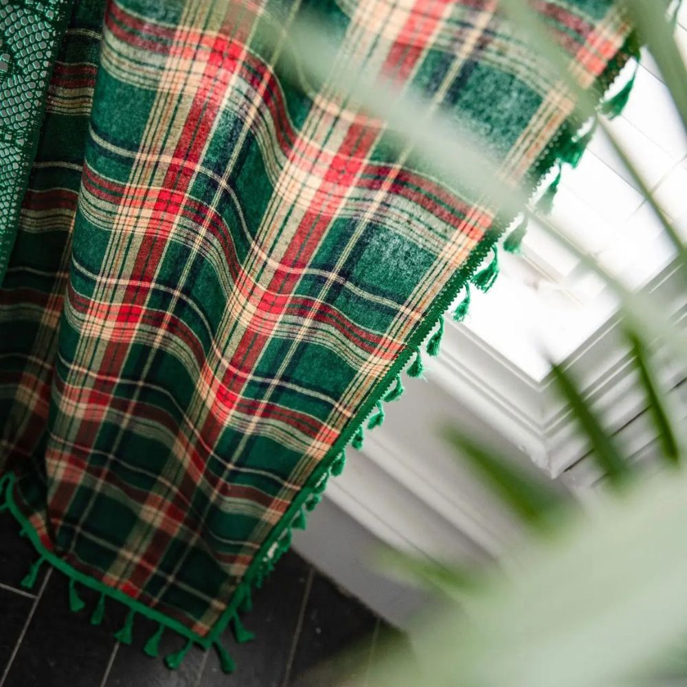 Tartan Crochet Lace Tassel Curtain