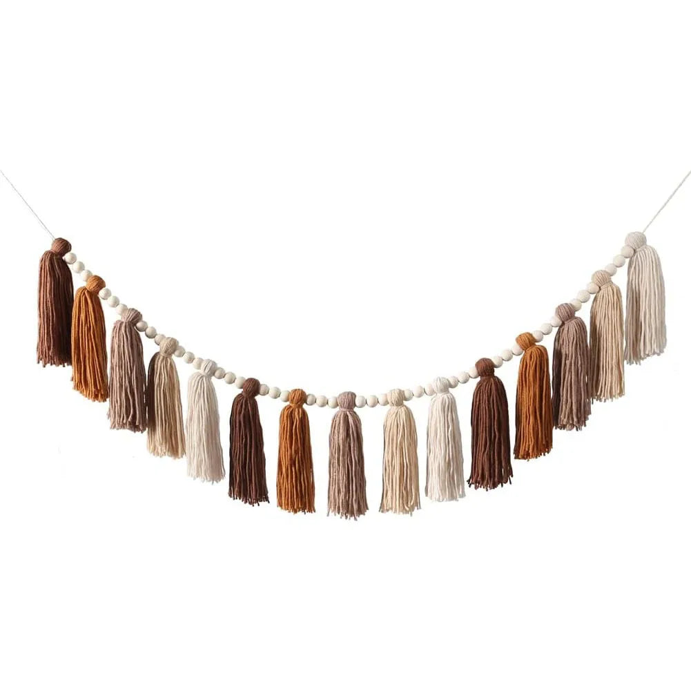 Tassel garland – Handmade yarn – Soft terracotta colors – 6 ft long