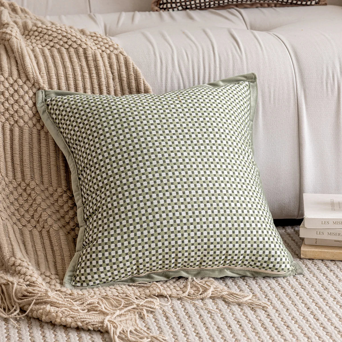 Throw pillow cover – Durable fabric – Green and brown grid – Modern decorative cushion – 17.7 x 17.7 in