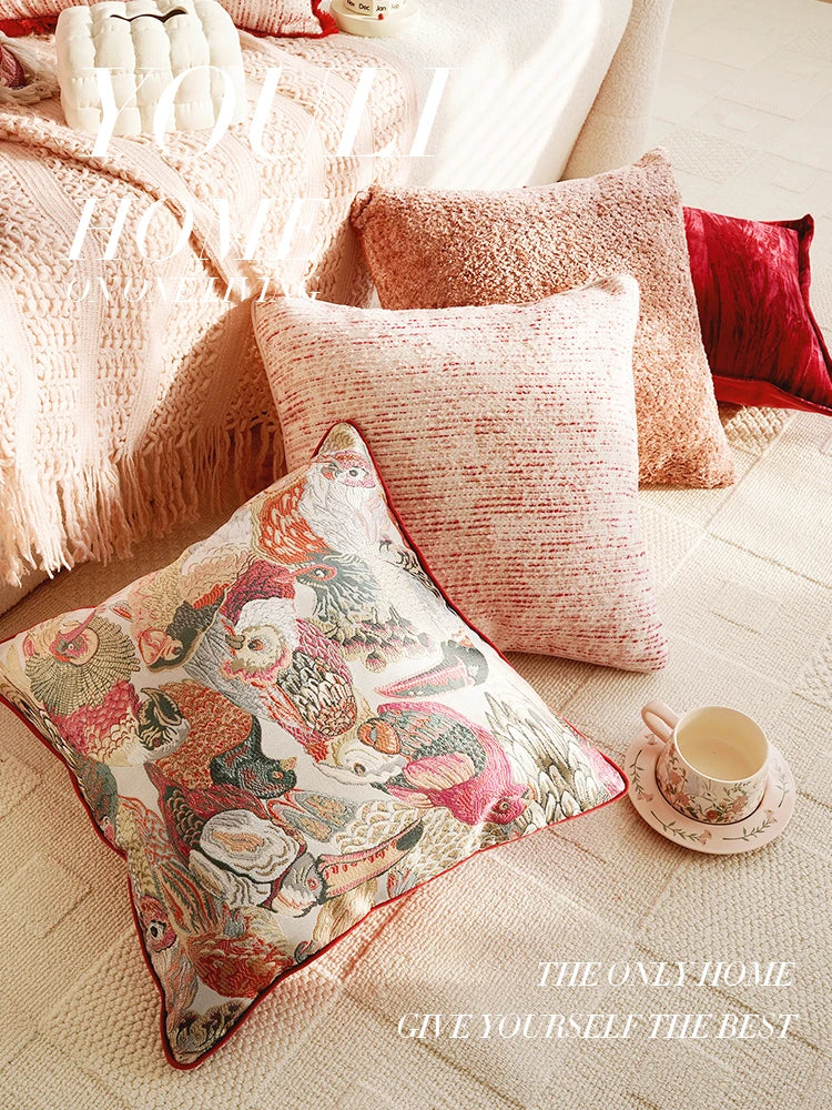 Throw pillow cover – Soft fabric – Pink retro design – Decorative home accent for living room