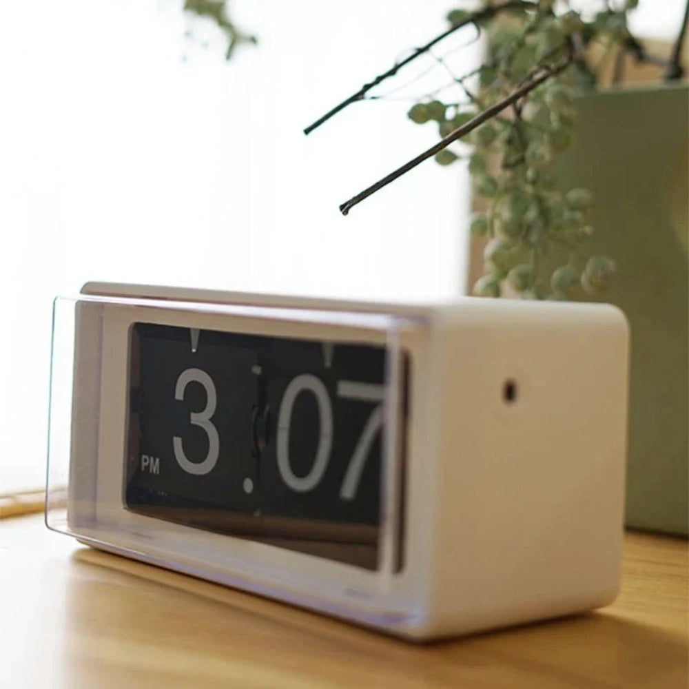 Vayda Retro Flip Clock Desk Display