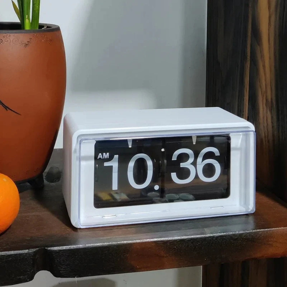 Vayda Retro Flip Clock Desk Display