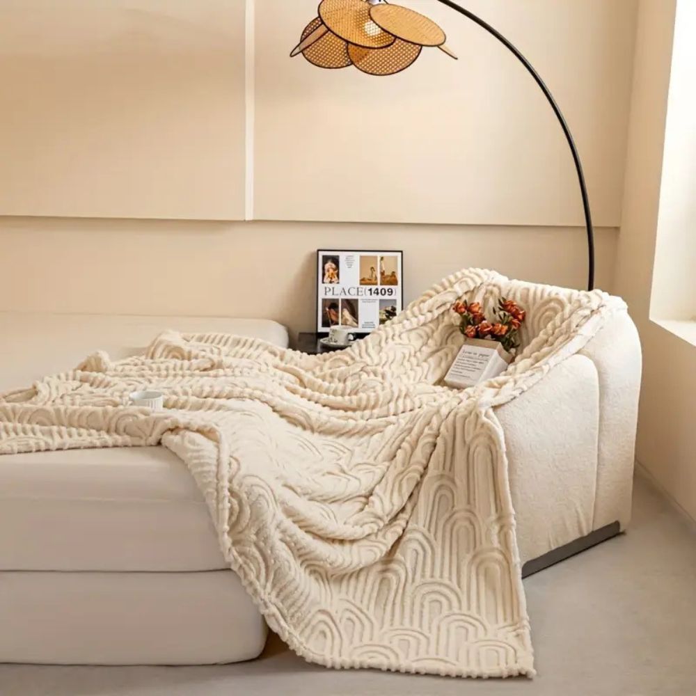 Velura Arch Plush Blanket