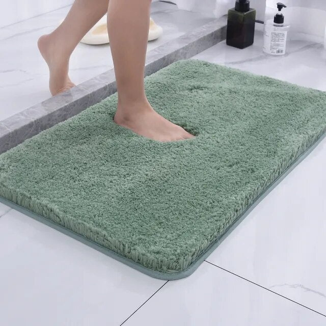 Soft grey shaggy bath mat – absorbent non-slip bathroom rug with plush microfiber for quick drying