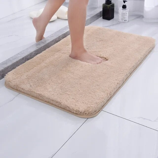 Soft grey shaggy bath mat – absorbent non-slip bathroom rug with plush microfiber for quick drying