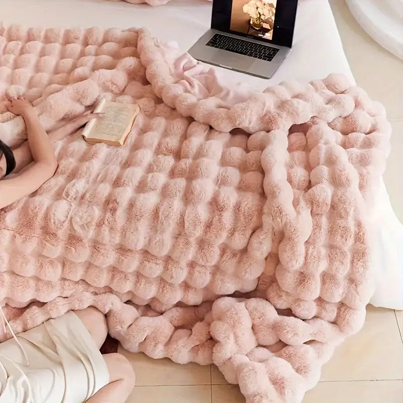 BunnyCloud® | Plush Rabbit Fur Blanket