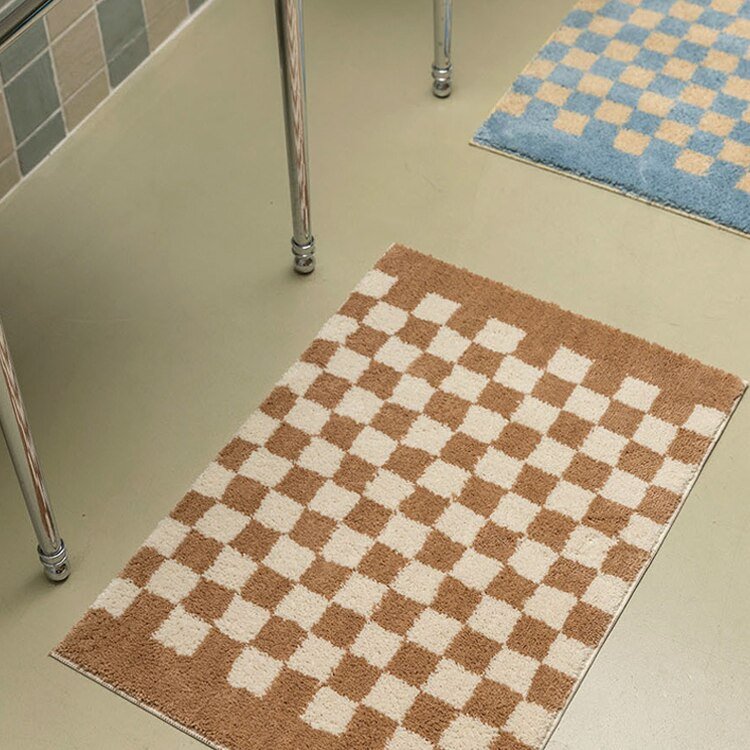 Soft Checkered Bathroom Rug