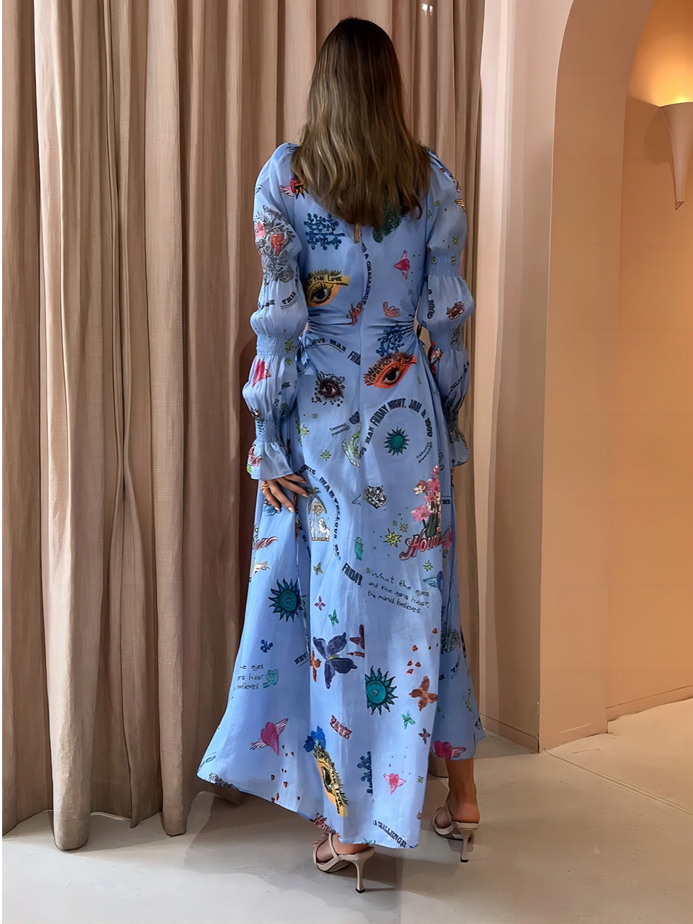 Graffiti Lantern Cutout Cropped Dress Midii Dress