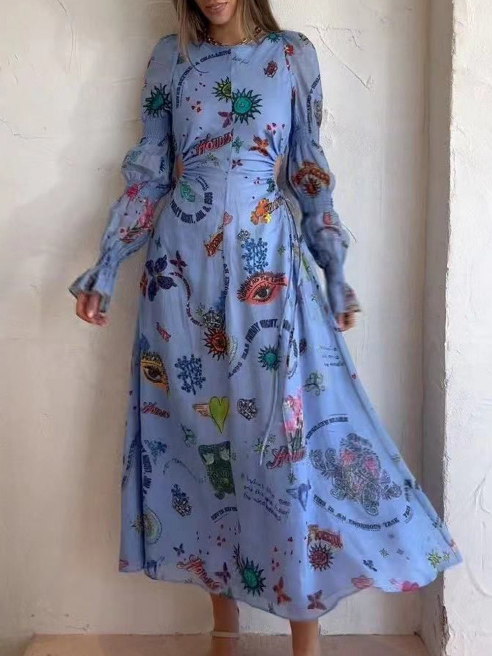 Graffiti Lantern Cutout Cropped Dress Midii Dress