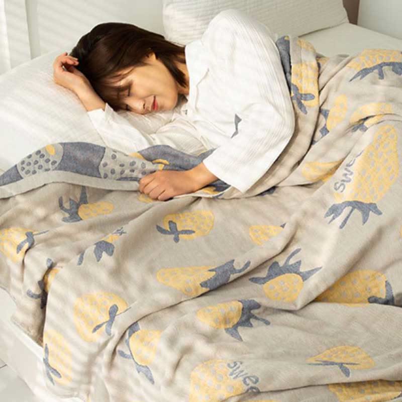 Five-layer quilted blanket