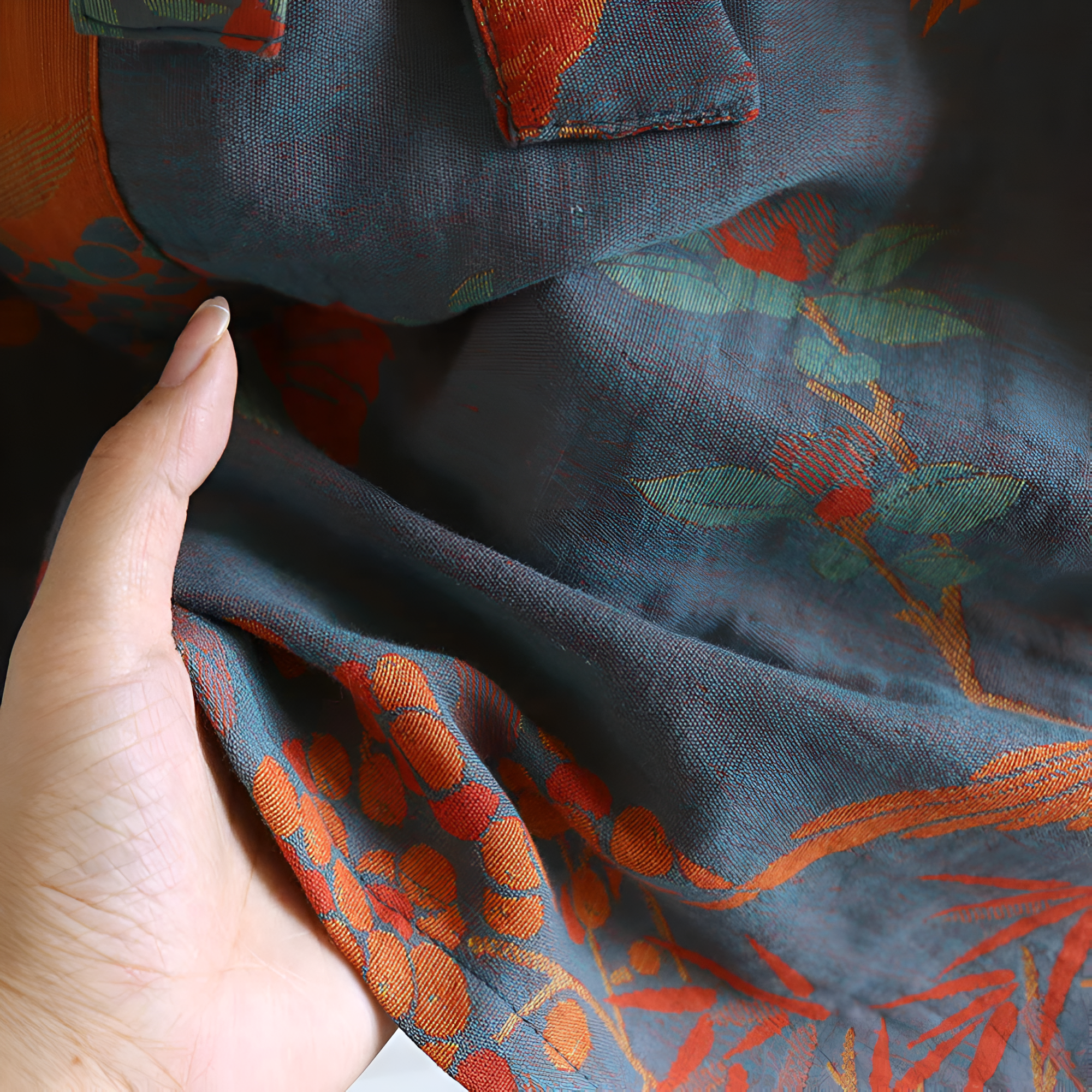 Japanese kimono robe with orange floral print – traditional lightweight loungewear for men and women