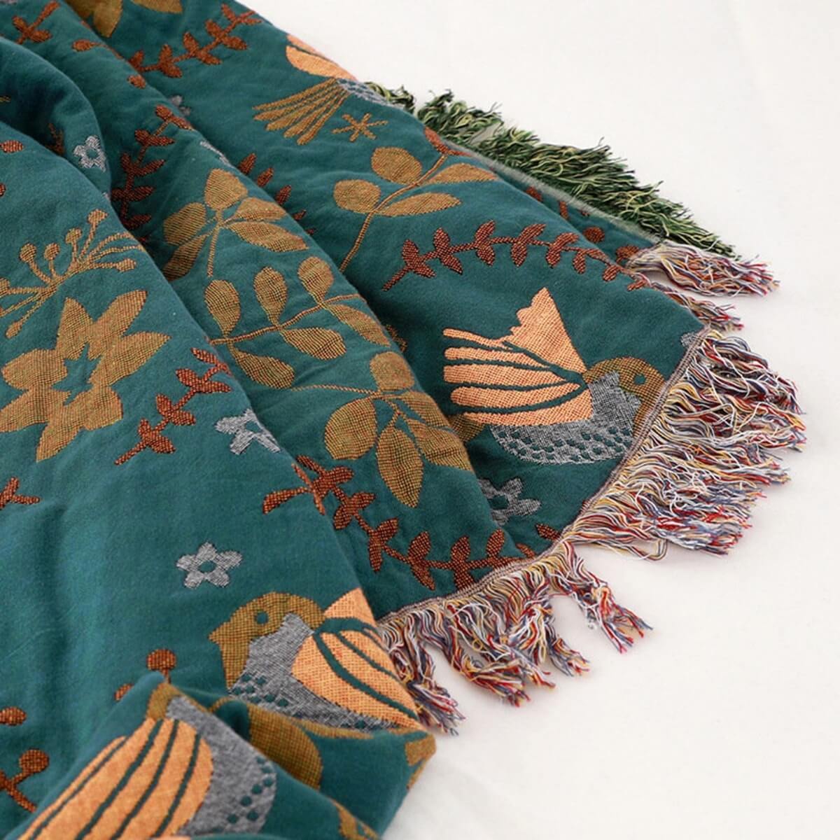 Reversible Scandinavian Bird Throw Blanket – Cozy & Versatile for Every Season