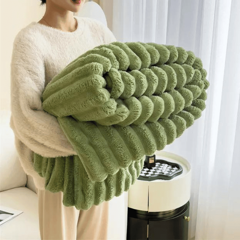 Luxury faux fur blanket in ivory white, soft and cozy throw for bedroom or living room winter decor