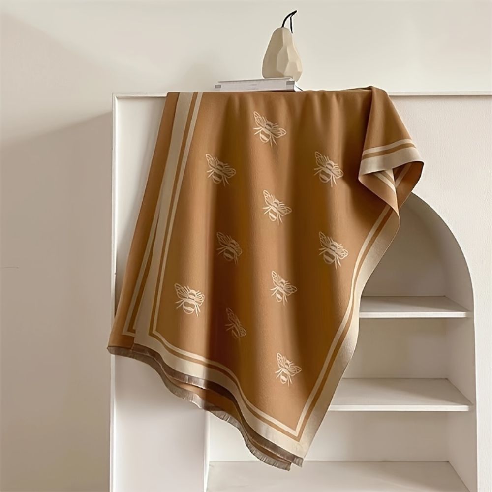 Nuvia Bee Pattern Winter Scarf