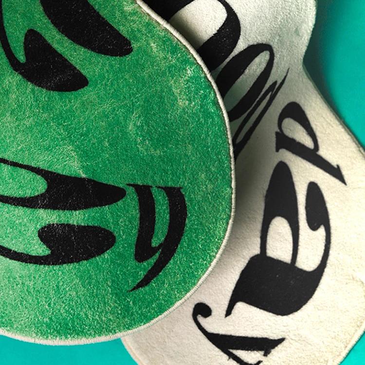 Accent rug – Plush fabric – Green and white trippy design – Non-slip for living room or bedroom