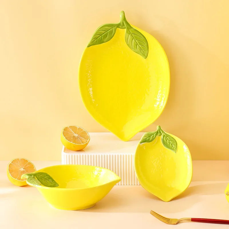 Ceramic dinner plate – Cartoon lemon design – Fun kitchen accessory