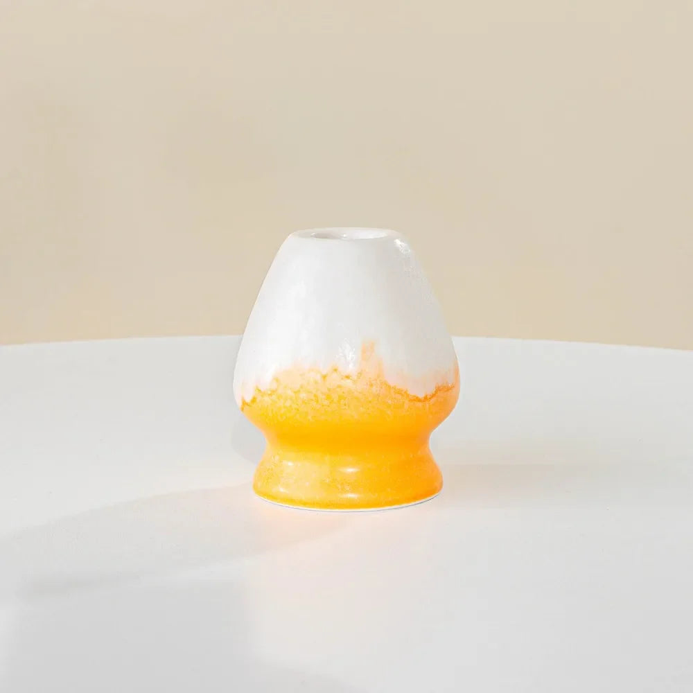 Ceramic matcha bowl with spout – Multicolored design – Perfect for tea lovers and Japanese matcha preparation