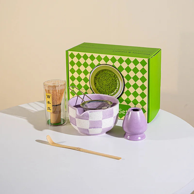 Ceramic matcha tea set – Checkered-style – Includes bowl, whisk, and utensils – Perfect gift for tea lovers