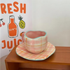 Ceramic mug – Handmade and hand-painted – 250ml – Elegant pottery design for tea or coffee