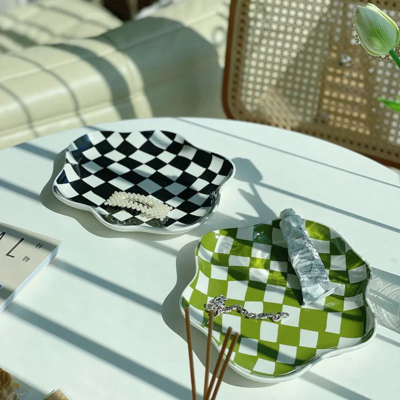 Ceramic serving tray – Checkered pattern – 9.1 in diameter – Stylish home decor piece