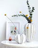 Ceramic vase – Elegant finish – Modern design – Perfect for dried flowers or home decor