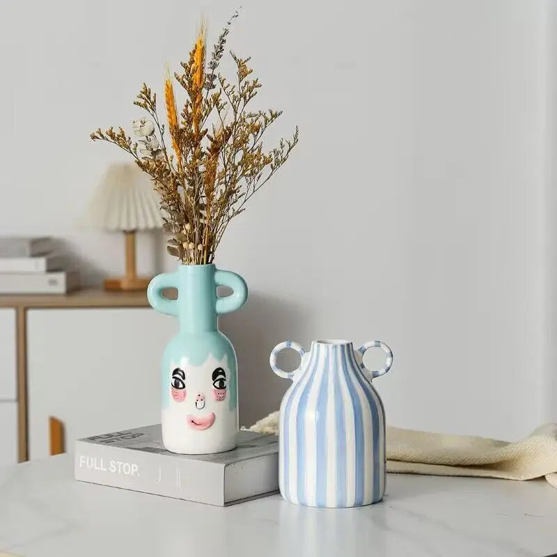 Ceramic vase – Minimalist striped design – Cute smiling face – Decorative flower vase for home accent