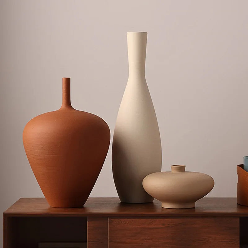 Ceramic vase – Nordic retro design – Elegant tabletop centerpiece for living room – 6.3 x 4.7 in