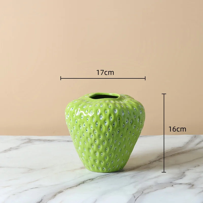 Ceramic vase – Strawberry design – Unique floral display – Home decor accent