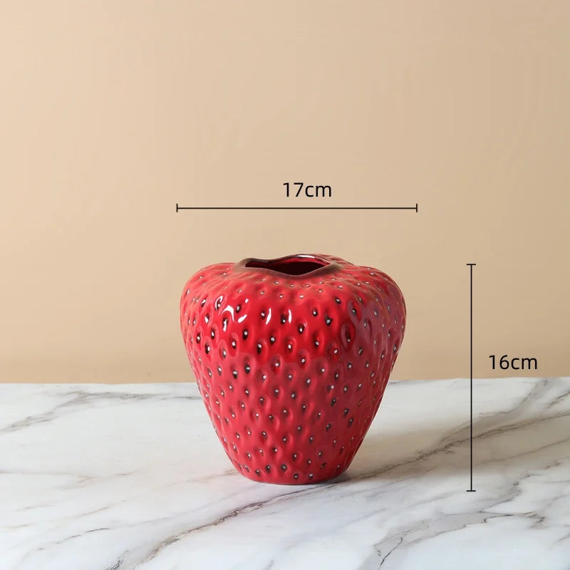 Ceramic vase – Strawberry design – Unique floral display – Home decor accent