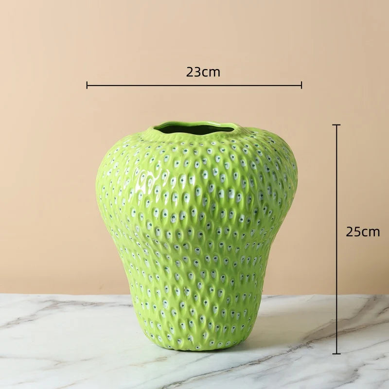 Ceramic vase – Strawberry design – Unique floral display – Home decor accent