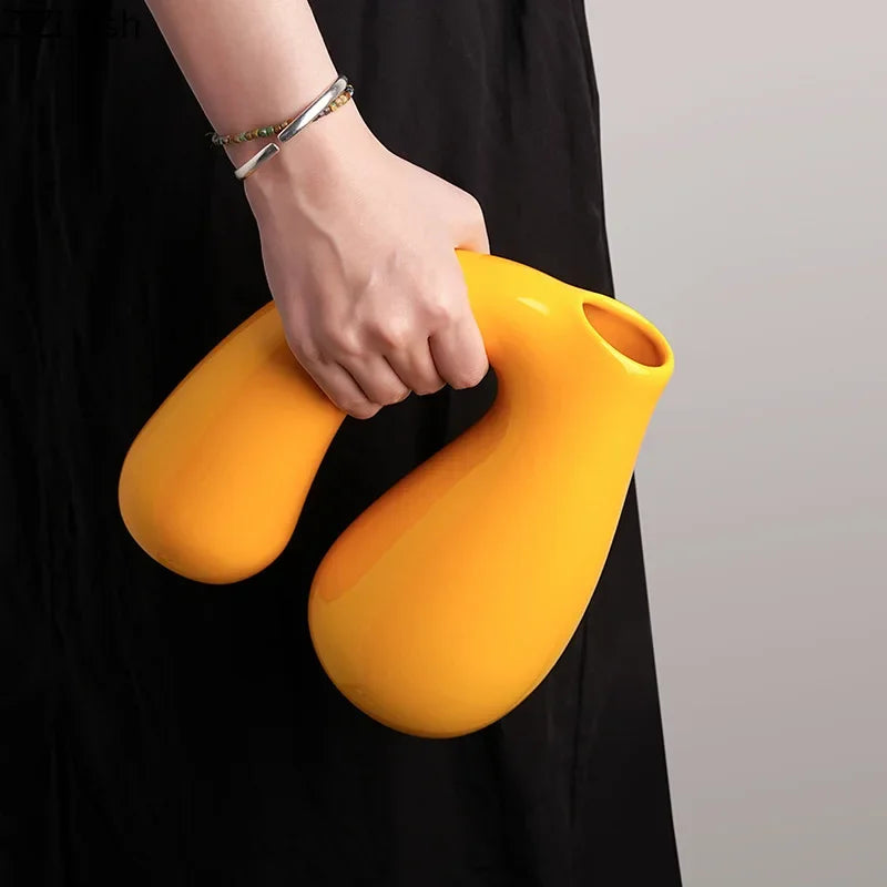 Ceramic vase – N-shape design – Elegant flower display for home decor – 10 x 4 x 6 in