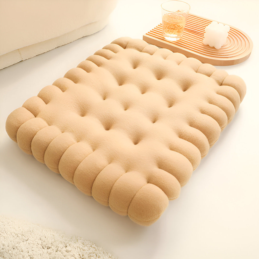 Cookie-shaped pillow – Soft fabric – Whimsical home decor – Unique gift for cookie lovers – 17.7 x 17.7 in