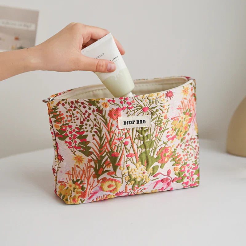 Floral cosmetic bag – Durable fabric – Travel makeup bag