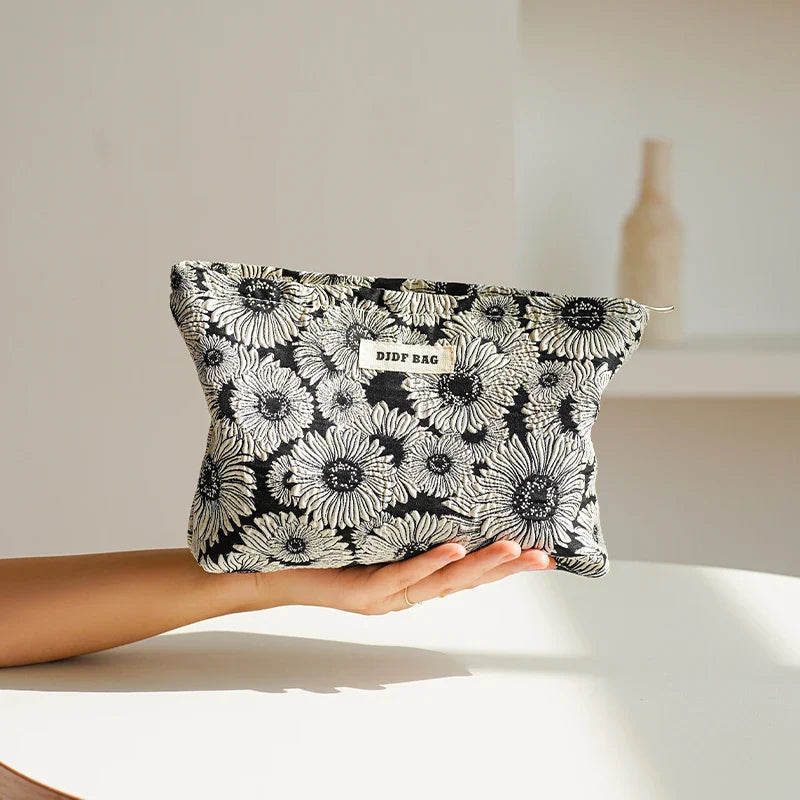 Floral cosmetic bag – Durable fabric – Travel makeup bag
