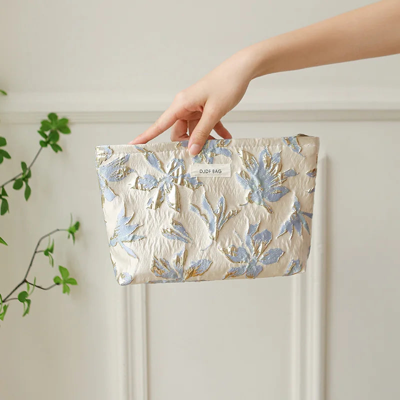 Floral cosmetic bag – Durable fabric – Travel makeup bag
