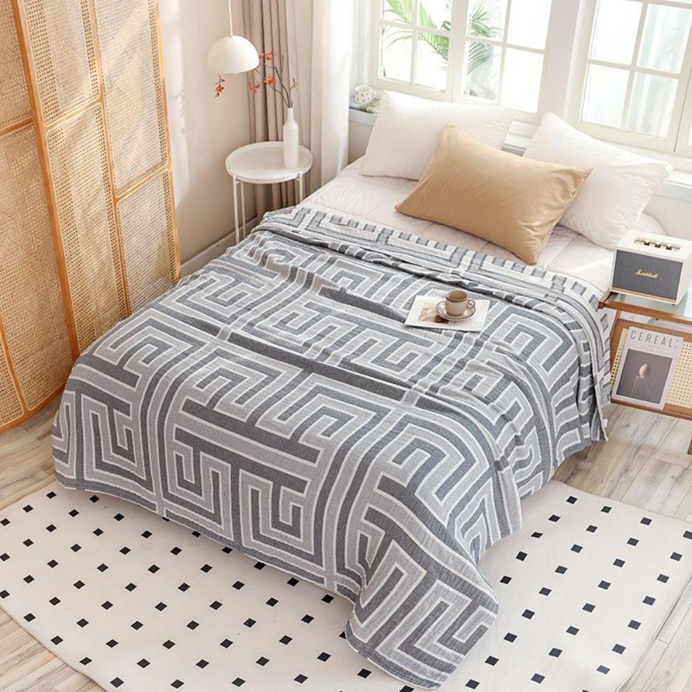 Geo Maze Cotton Blanket