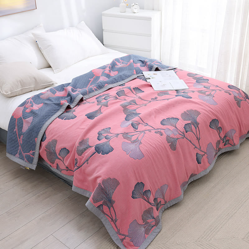 Cotton gauze quilt – Reversible Ginkgo leaf design – Lightweight and breathable