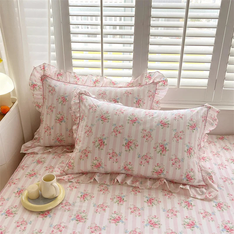 Cotton pillow cases – Floral design – Standard pillow size – Soft and breathable bedding accessory