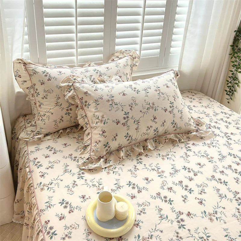 Cotton pillow cases – Floral design – Standard pillow size – Soft and breathable bedding accessory