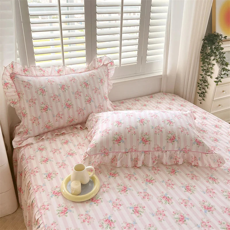 Cotton pillow cases – Floral design – Standard pillow size – Soft and breathable bedding accessory