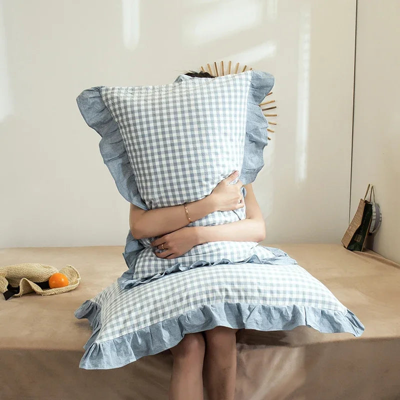 Cotton pillowcase – Floral ruffle design – Elegant European style – 18.8 x 29 in