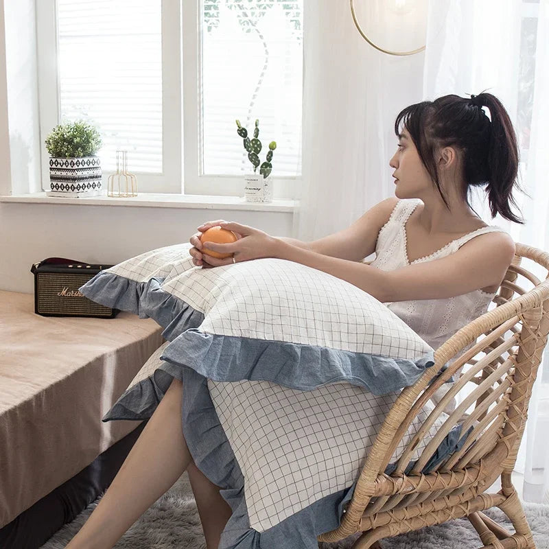 Cotton pillowcase – Floral ruffle design – Elegant European style – 18.8 x 29 in