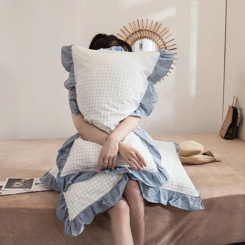 Cotton pillowcase – Floral ruffle design – Elegant European style – 18.8 x 29 in