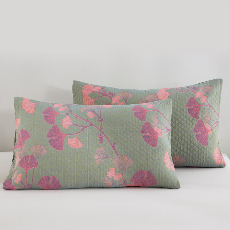 Cotton quilt – Orange ginkgo leaf pattern – Reversible design – Soft and breathable bedding