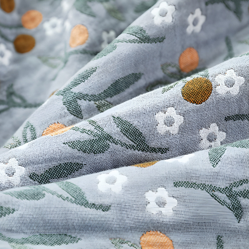 Cotton quilt – Reversible design – Leafy floral print – Lightweight comfort