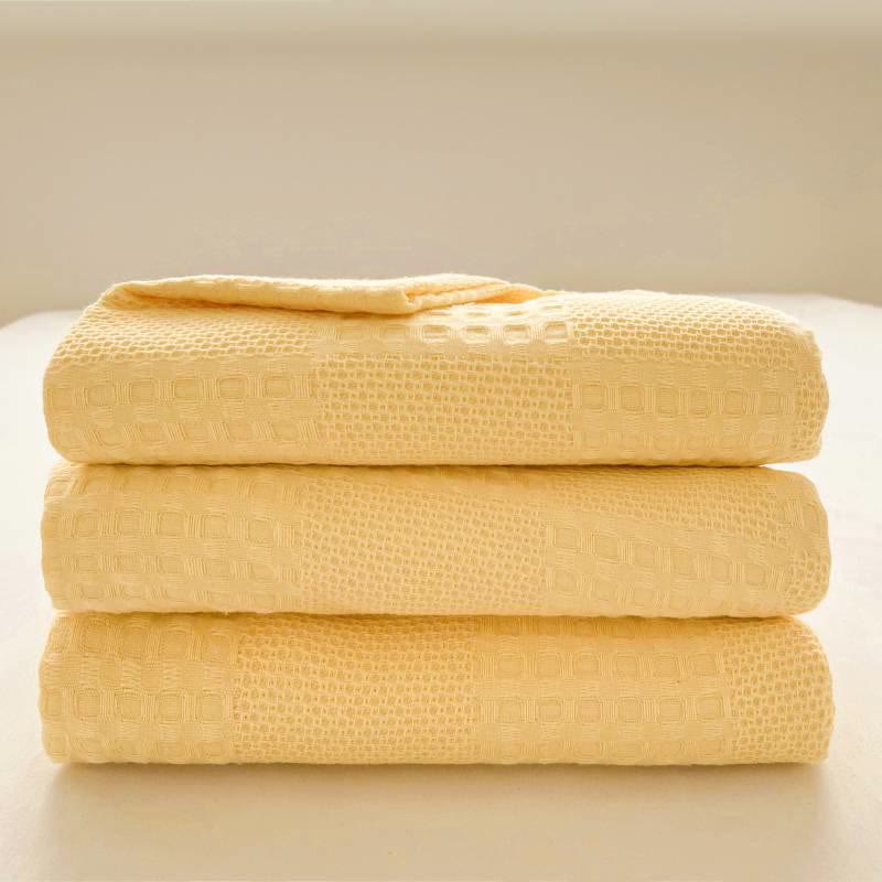 Cotton quilt – Waffle texture – Lightweight summer blanket – Soft and breathable